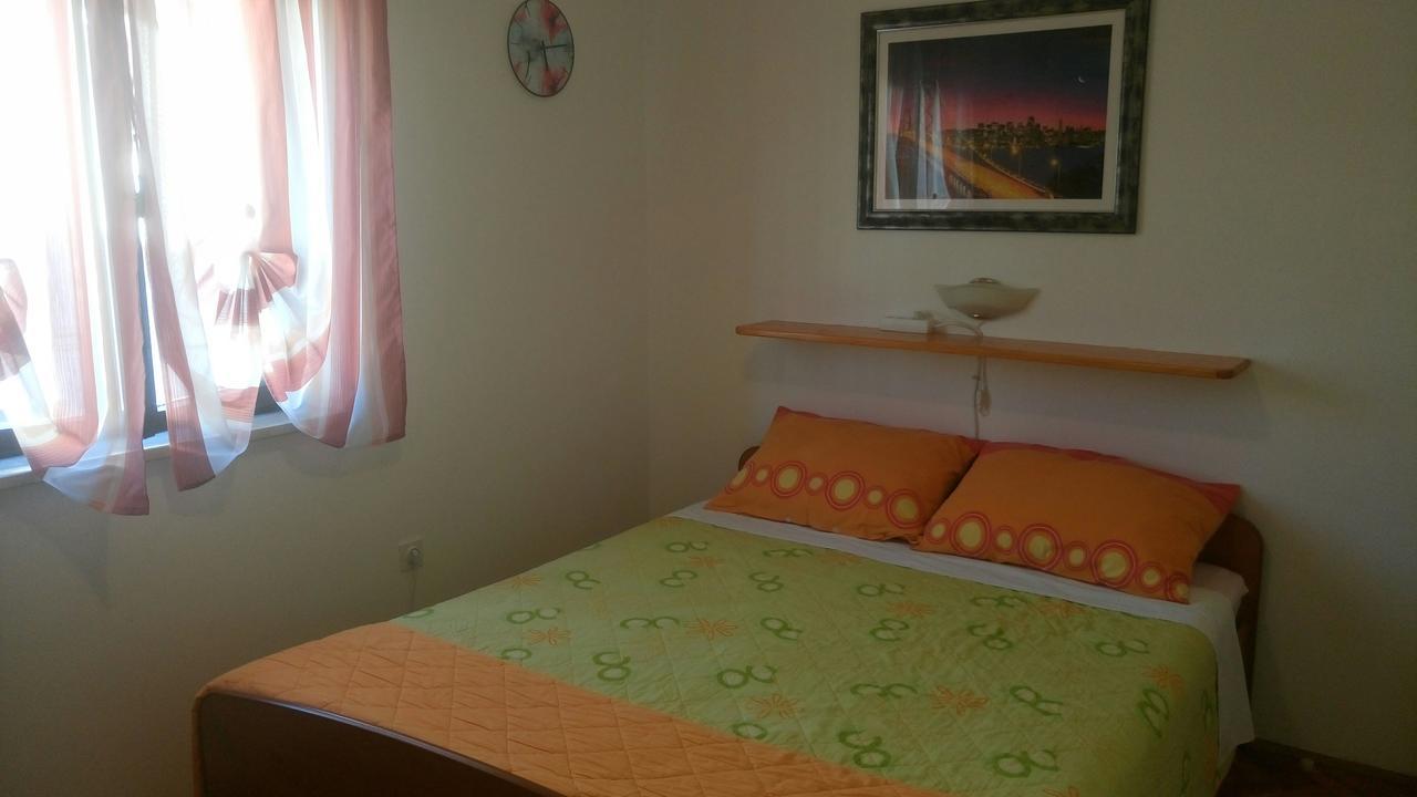Apartments Anic Novigrad  Exterior photo